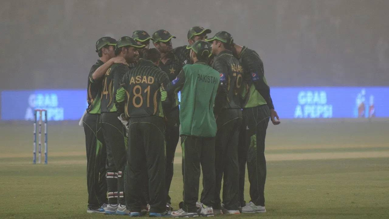  Pakistani Hindu Cricketer Loses Both Legs to Illness, The Reason Will Leave You Shaken 
