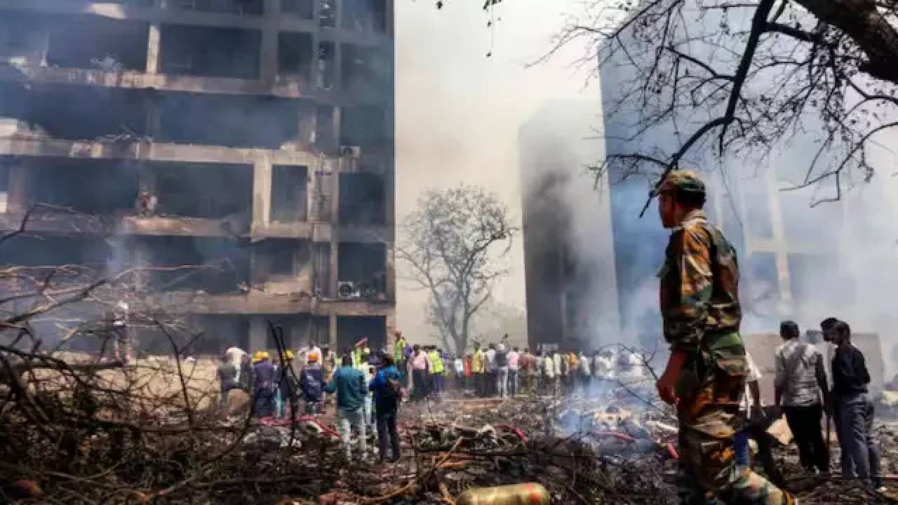  Ahmedabad Plane Crash Tata Sons Announces 1 Crore Compensation for Each Victims Family 