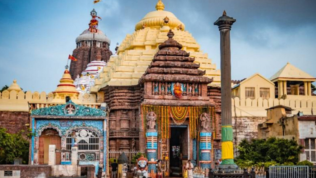  Jagannath Dham Prasad Row Ignites Cultural and Political Storm in West Bengal 