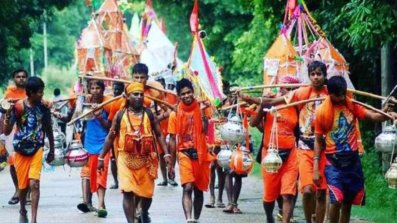  Supreme Court Questions UPUttarakhands QR Code Order for Shopkeepers on Kanwar Yatra Route 