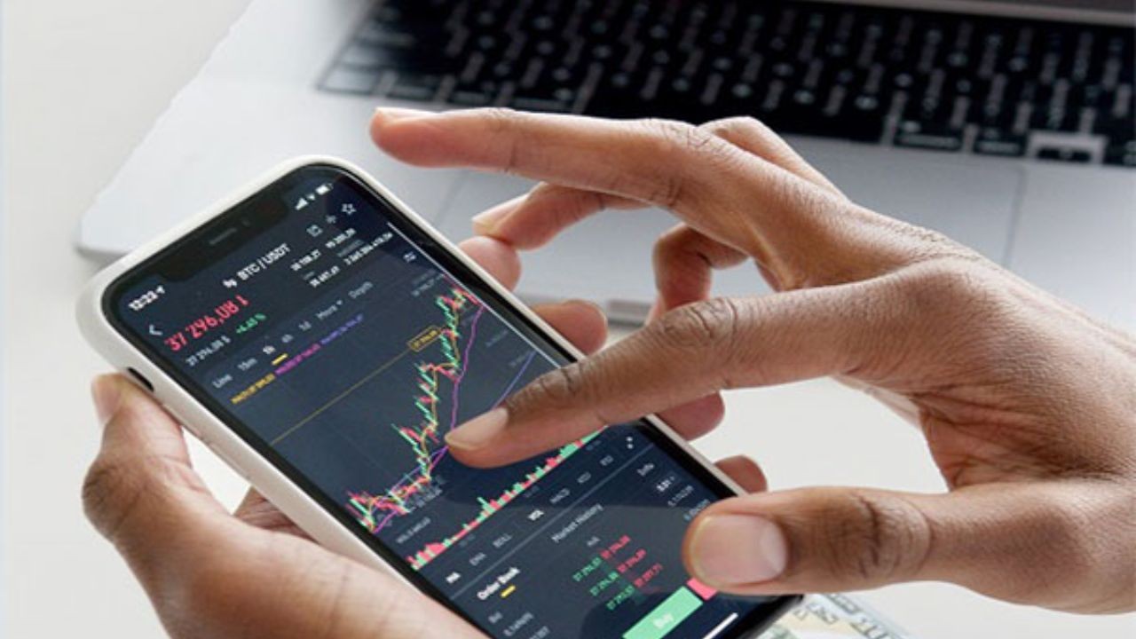  Top 4 Mutual Funds with Stellar Returns in the Last Year Wh
