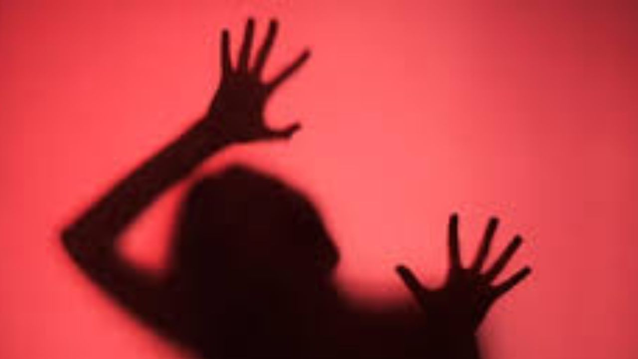  Class 9 Girl raped by 4 minors in Ghaziabad Rescued by Mother 