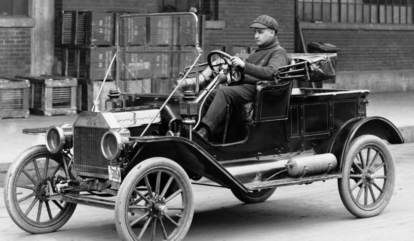 The Fascinating History of the Automobile: From Horse Carriages to Cars