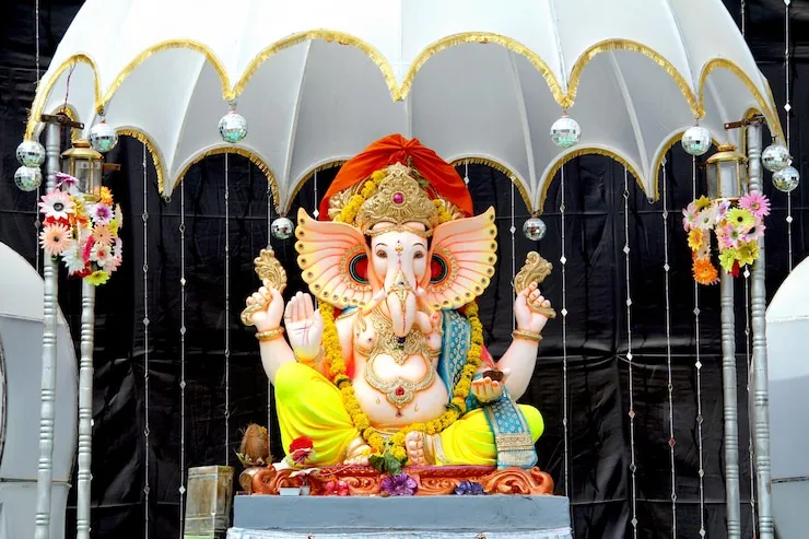 Pandal Decoration for Ganesh Chaturthi: Ideas, Designs