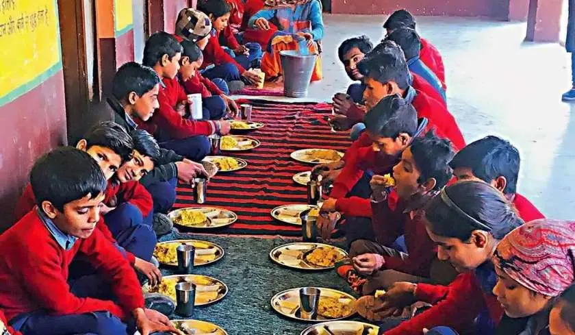 Mid-Day Meals & Health Schemes in Gujarat Schools: One Plate at a Time