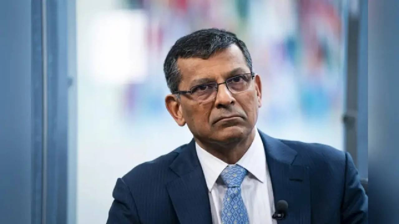  Trade has now become a weapon..., Raghuram Rajan warns India about US tariffs 