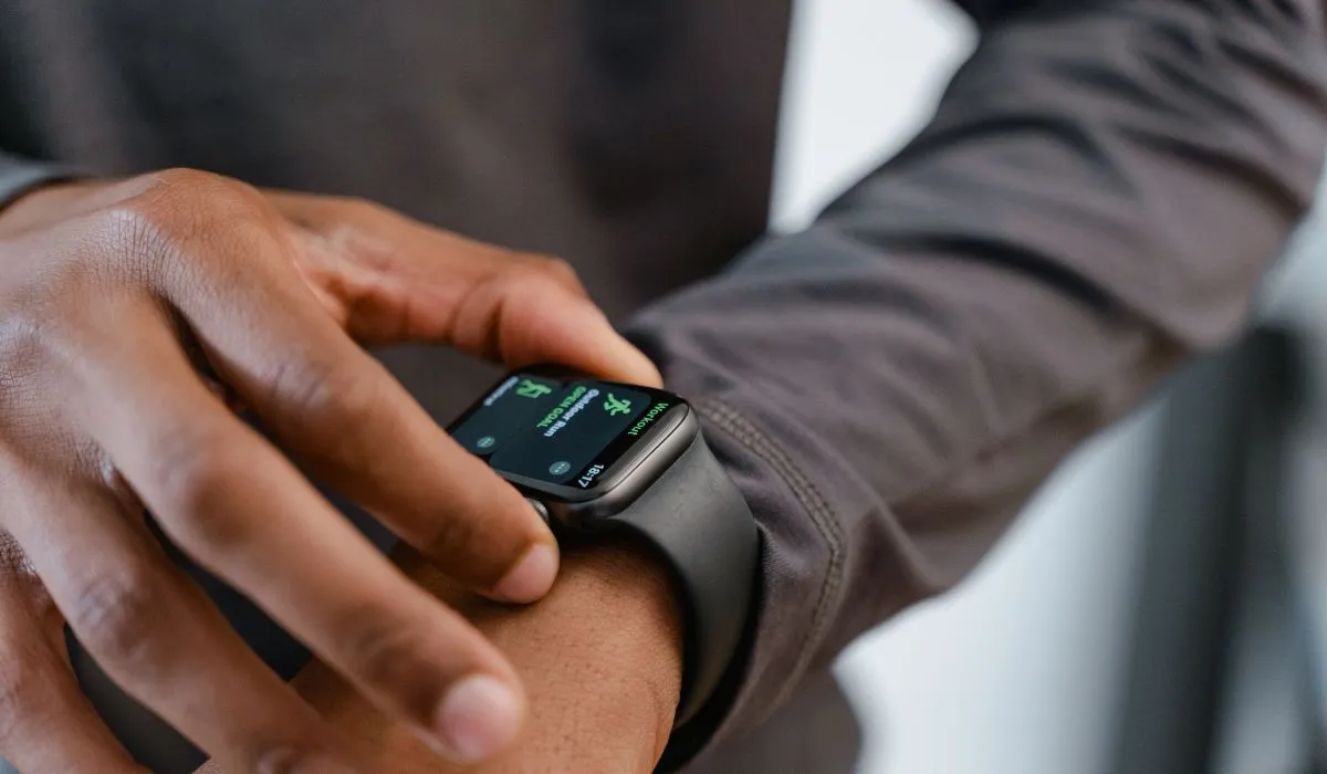 Fastrack MYND: AI-Powered Analog Watch Gadget Review