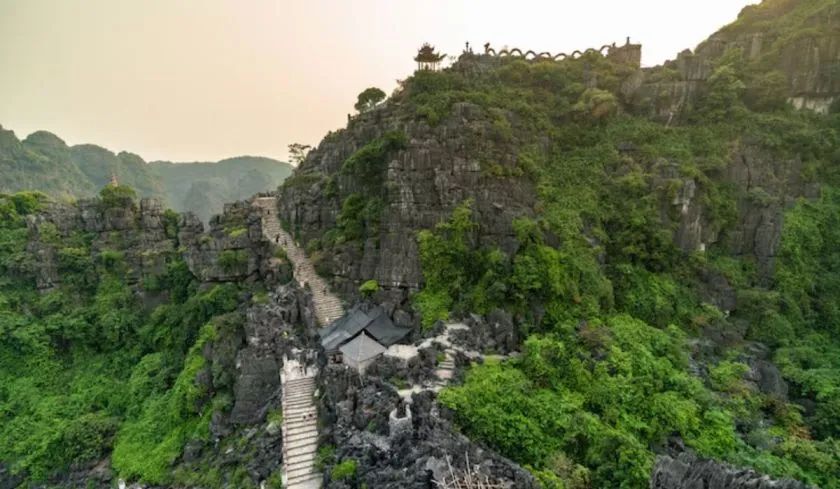 Parasnath Station to Parasnath Hill Distance: What You Know?