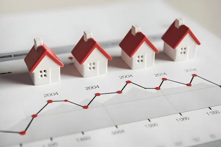 Experts Reveal Surprising 2024 Real Estate Market Analysis Trends