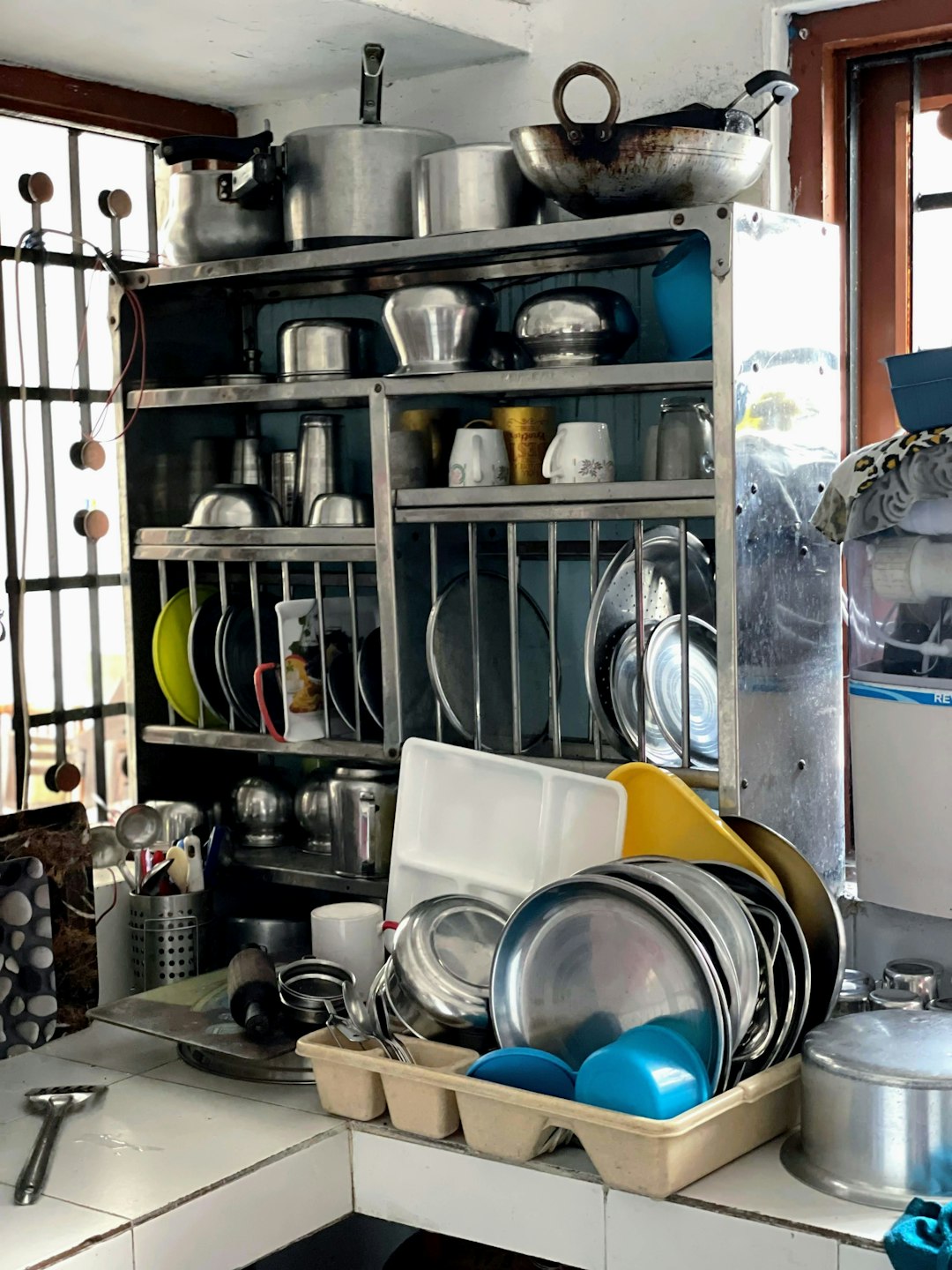 Transform Messy Spaces With Industrial Garage Cabinets Magic