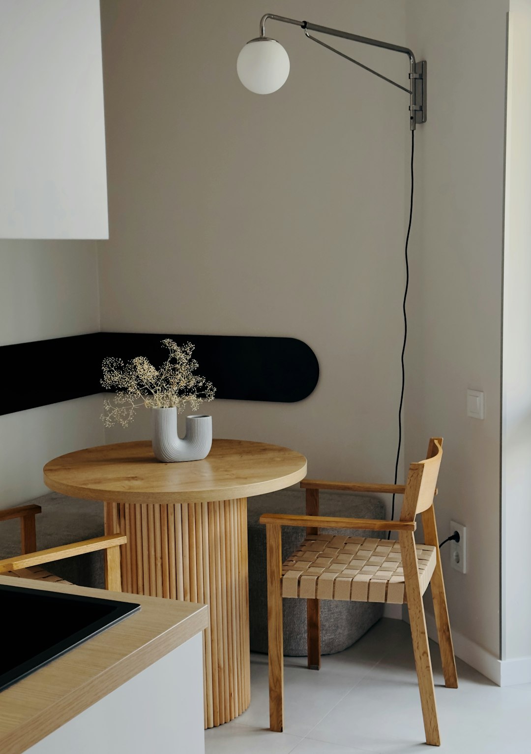  Transform Tiny Rooms Clever Furniture Small Spaces