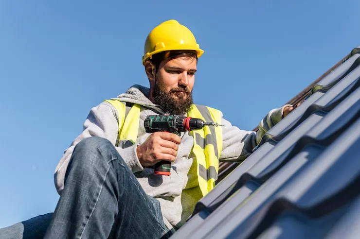 Win Your Roofing Game With Expert Contractor Tips