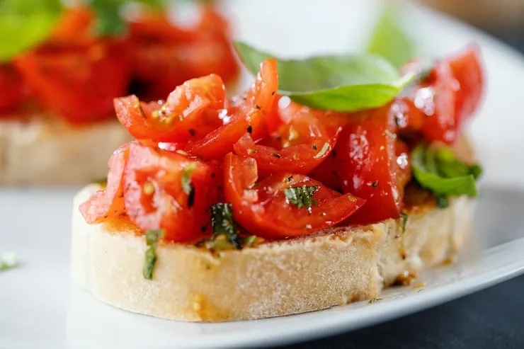 Crostini Stock Options: 1 Base With 10 High-Yield Toppings