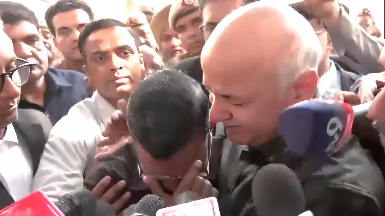  I am not corrupt Arvind Kejriwal breaks down after Delhi court discharges all excise policy case accused 