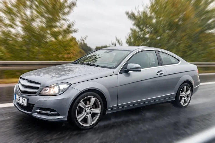 Honda Insight Hybrid Review: Is It Worth Buying?