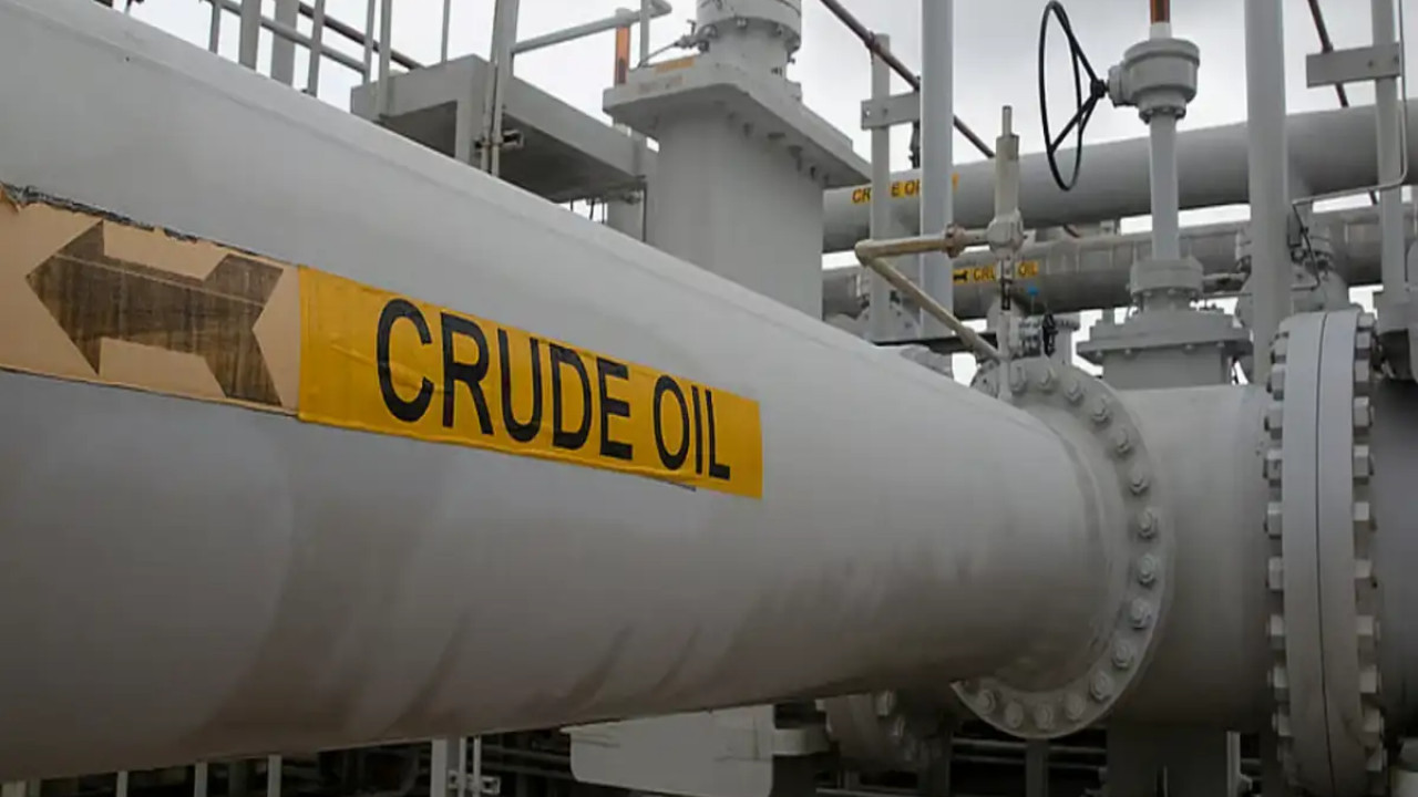  Oil Market Shaken US Crude Dives 19 After TwoWeek Ceasefire Announcement 