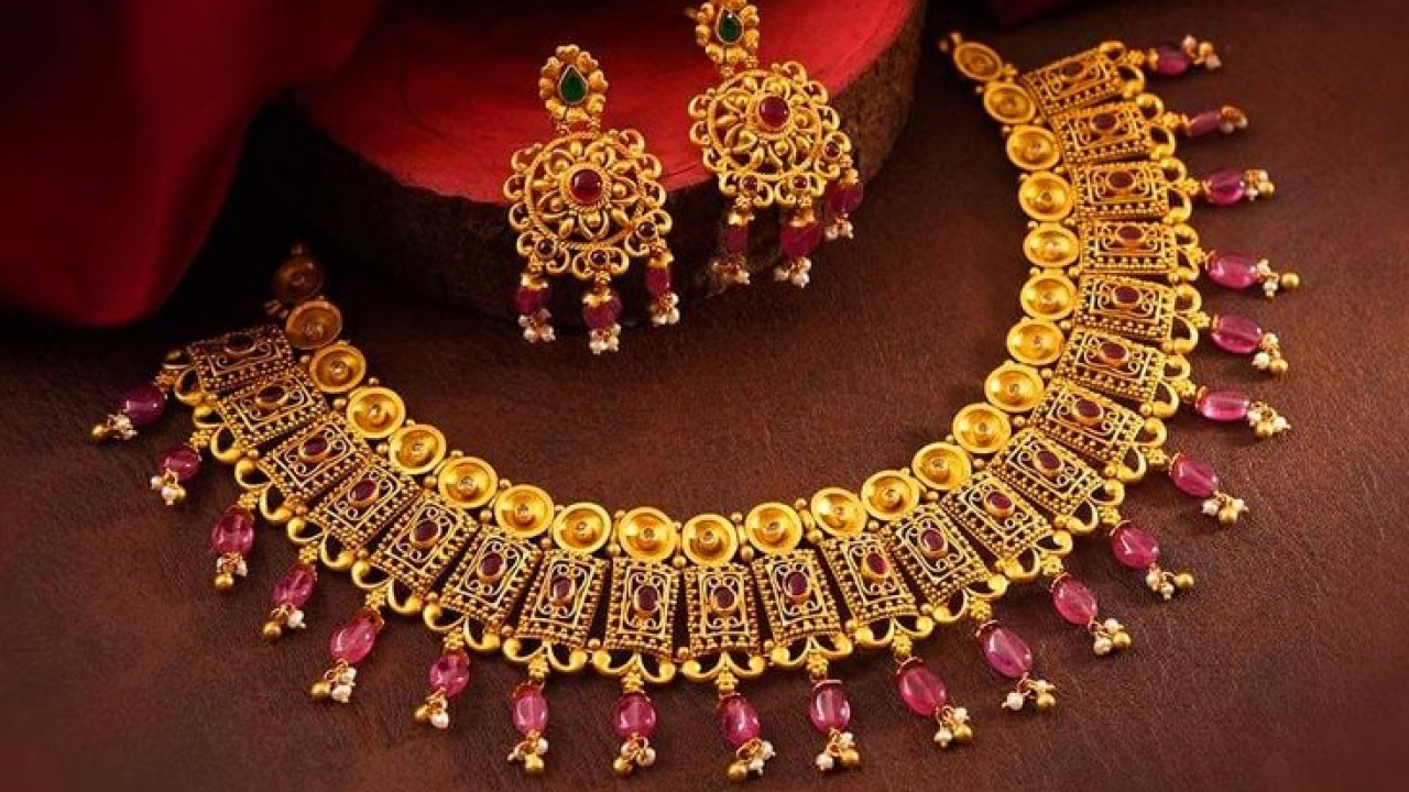  GoldSilver Price On July 12 Yellow, White Metal Rates Continue To Fluctuate 