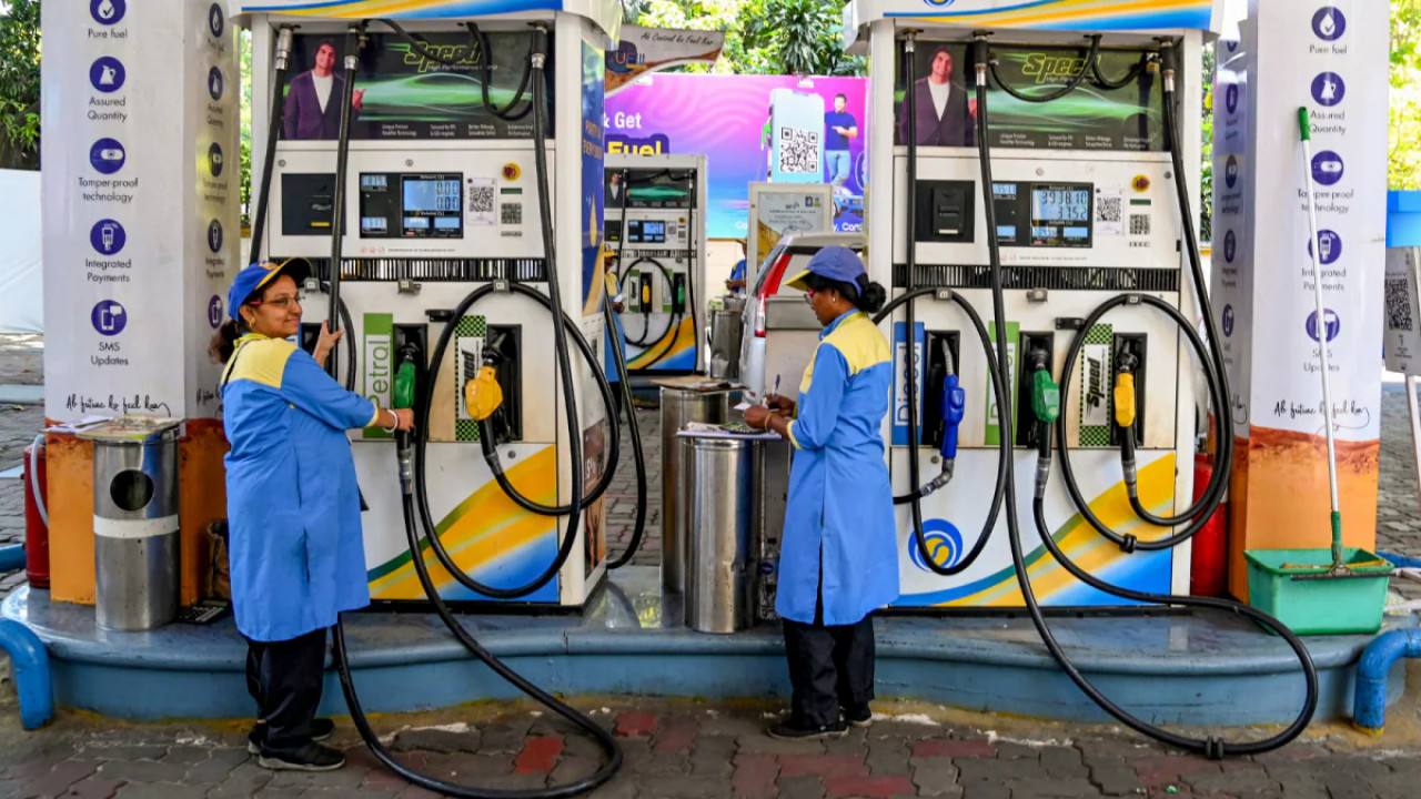  Petrol Diesel Price Today, August 16 Check Latest Fuel Rates in Delhi, Mumbai and Other Cities 