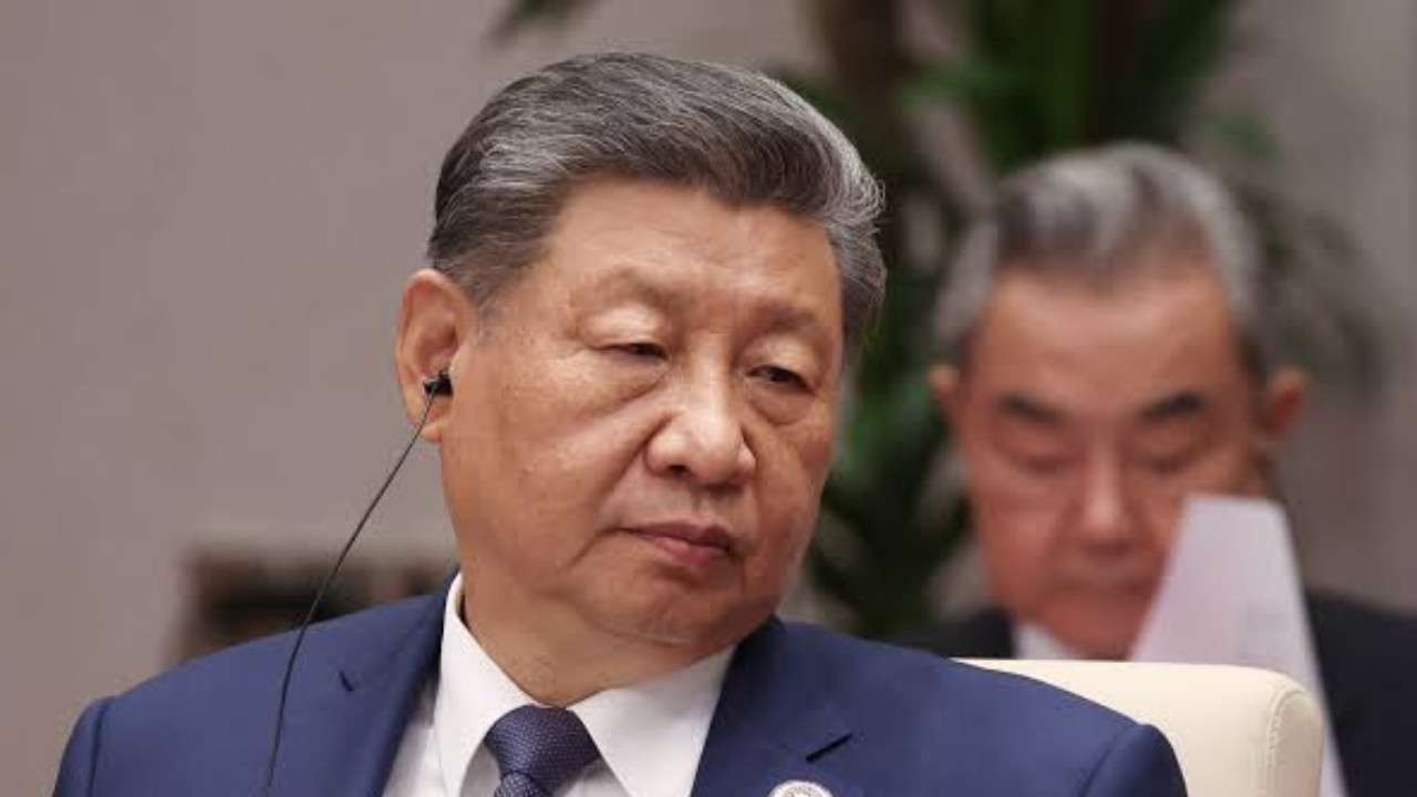  BRICS Summit China President Xi Jinping Arrives in India, Set to Meet PM Modi Today 
